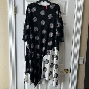 IC COLLECTION Black and White Asymmetrical Dress